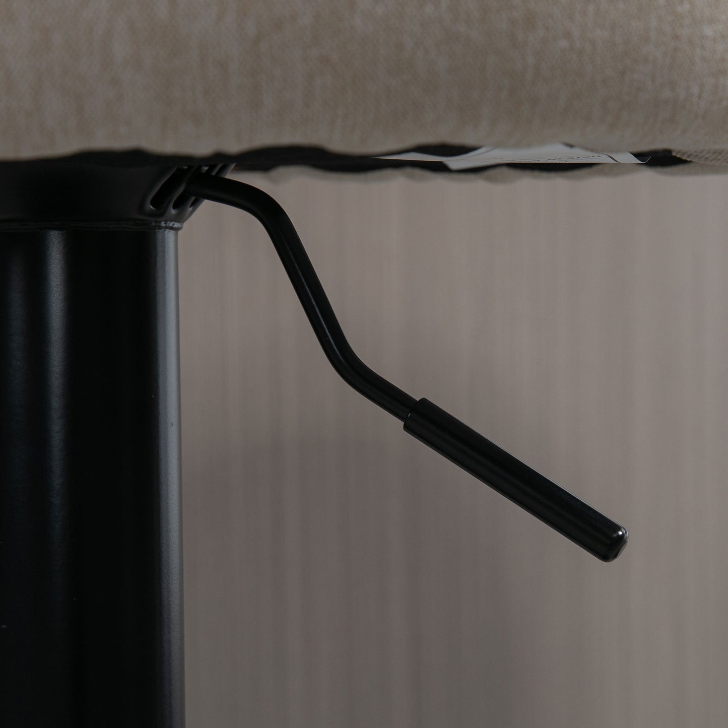 HOMCOM Adjustable Swivel Bar Stools Set of 2, Linen Touch Fabric, Beige