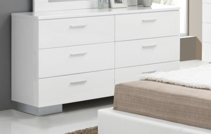 Lorimar White & Chrome Leg Finish Dresser