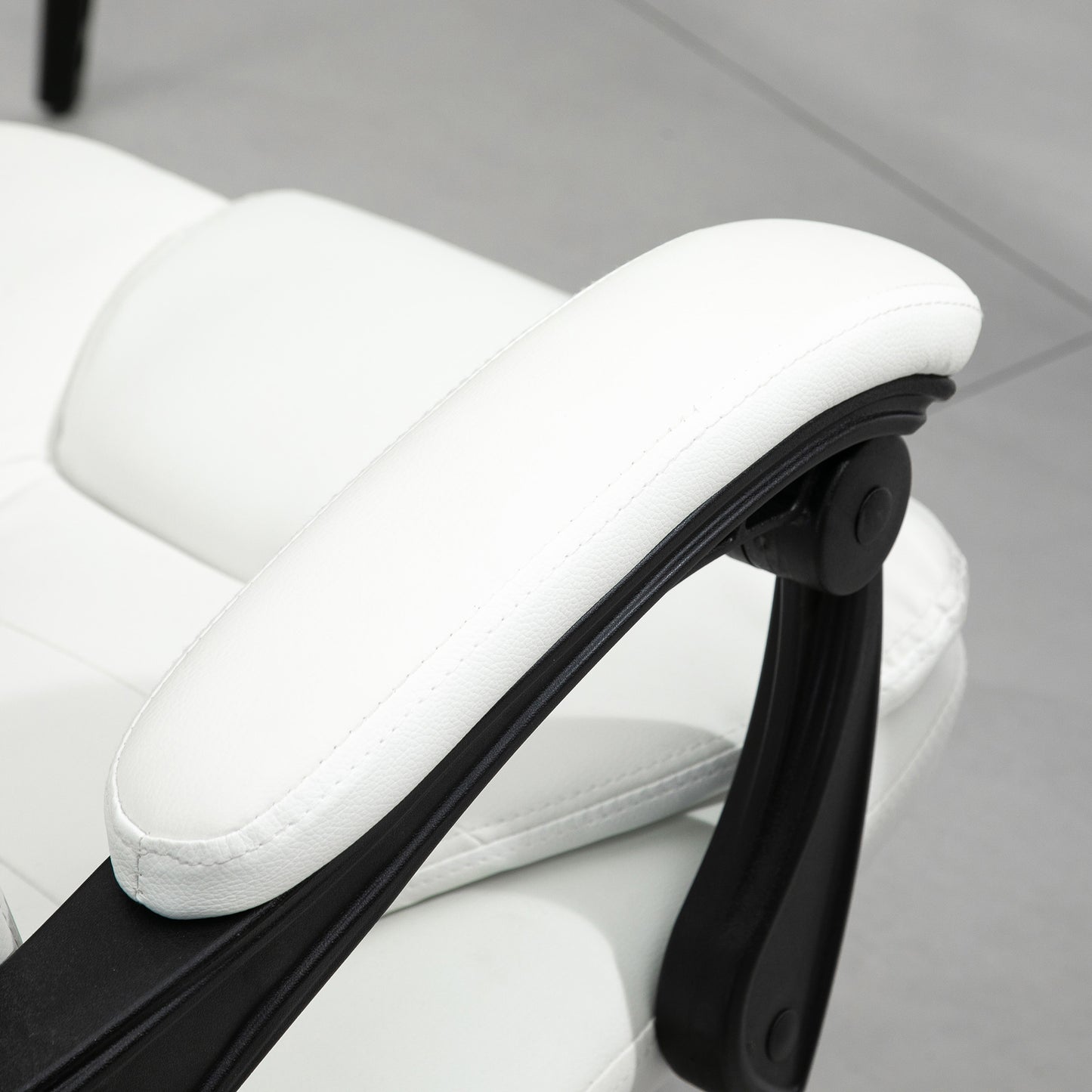 Vinsetto 7-Point Vibrating Massage Office Chair, High Back, White