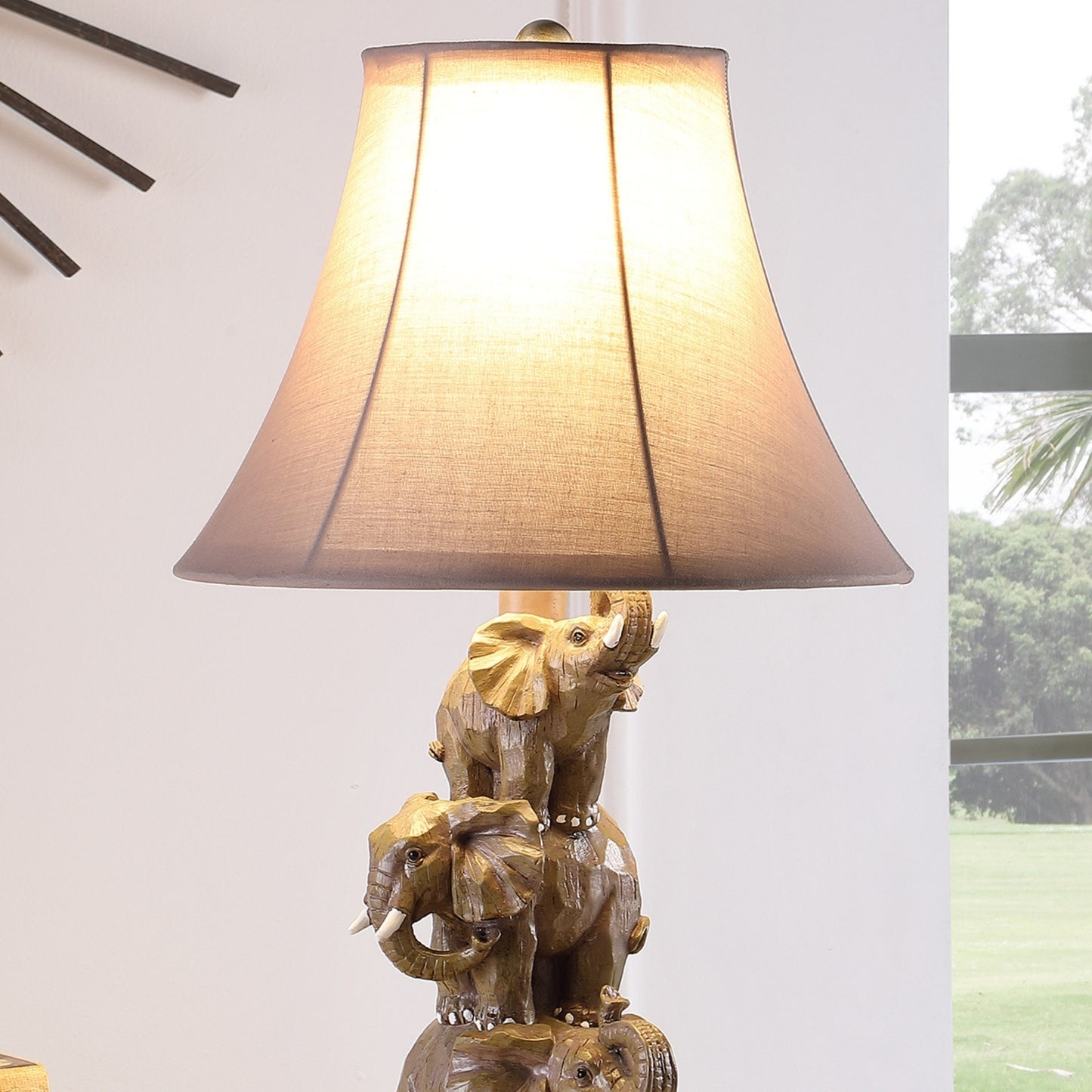 21" In Wildlife 3 Stacked Elephants Polyresin Table Lamp