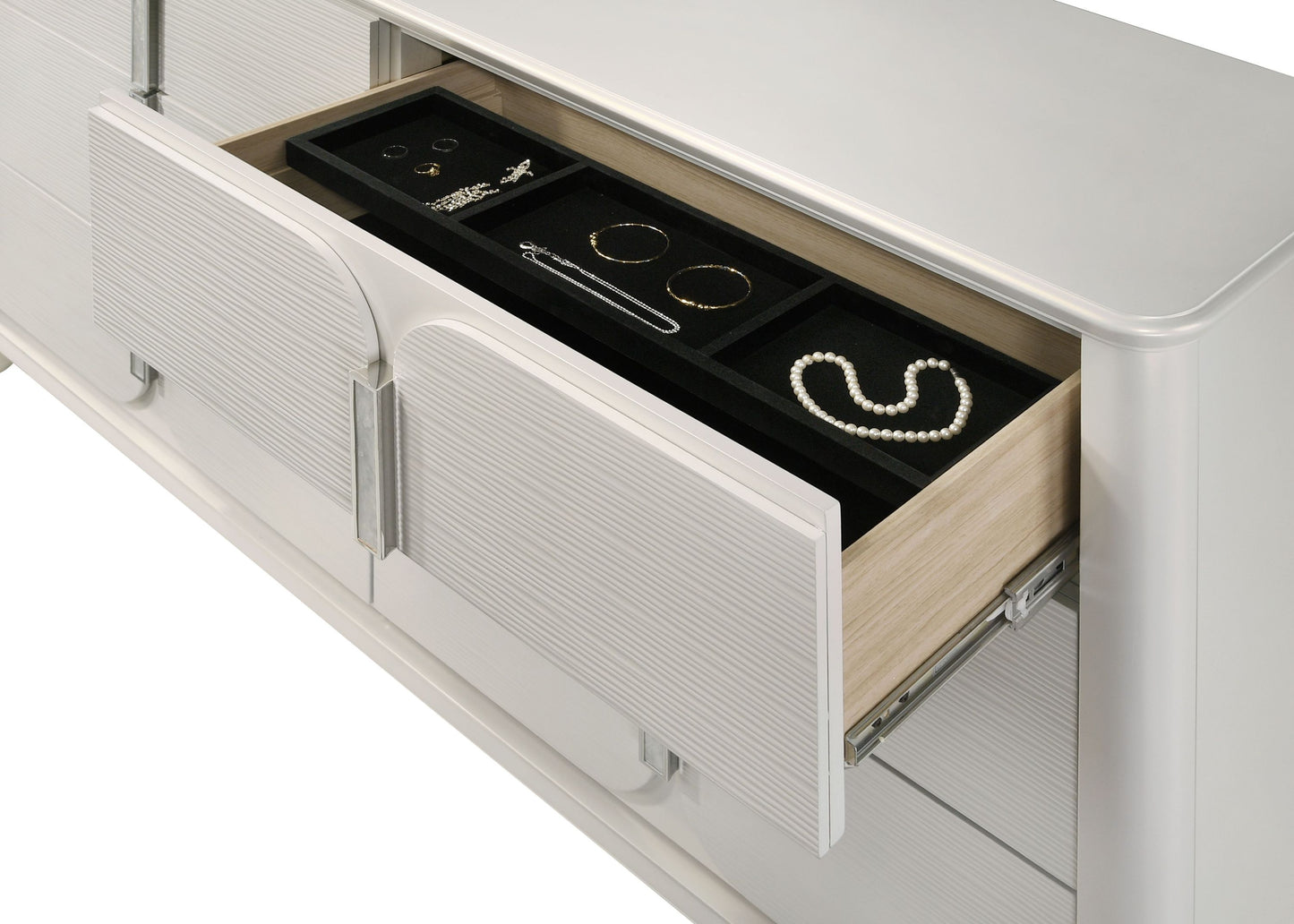 Laveda Pearl White Finish Dresser