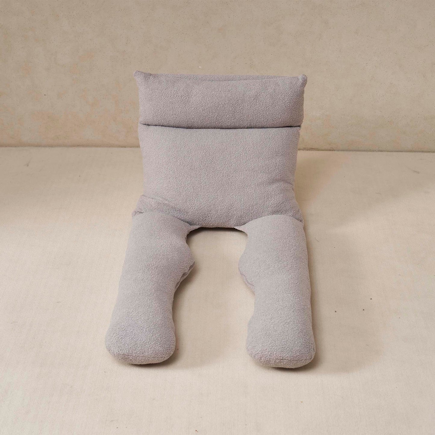 Adjustable head and waist,U-shaped full-body recliner for sleeping,reading and physiotherapy