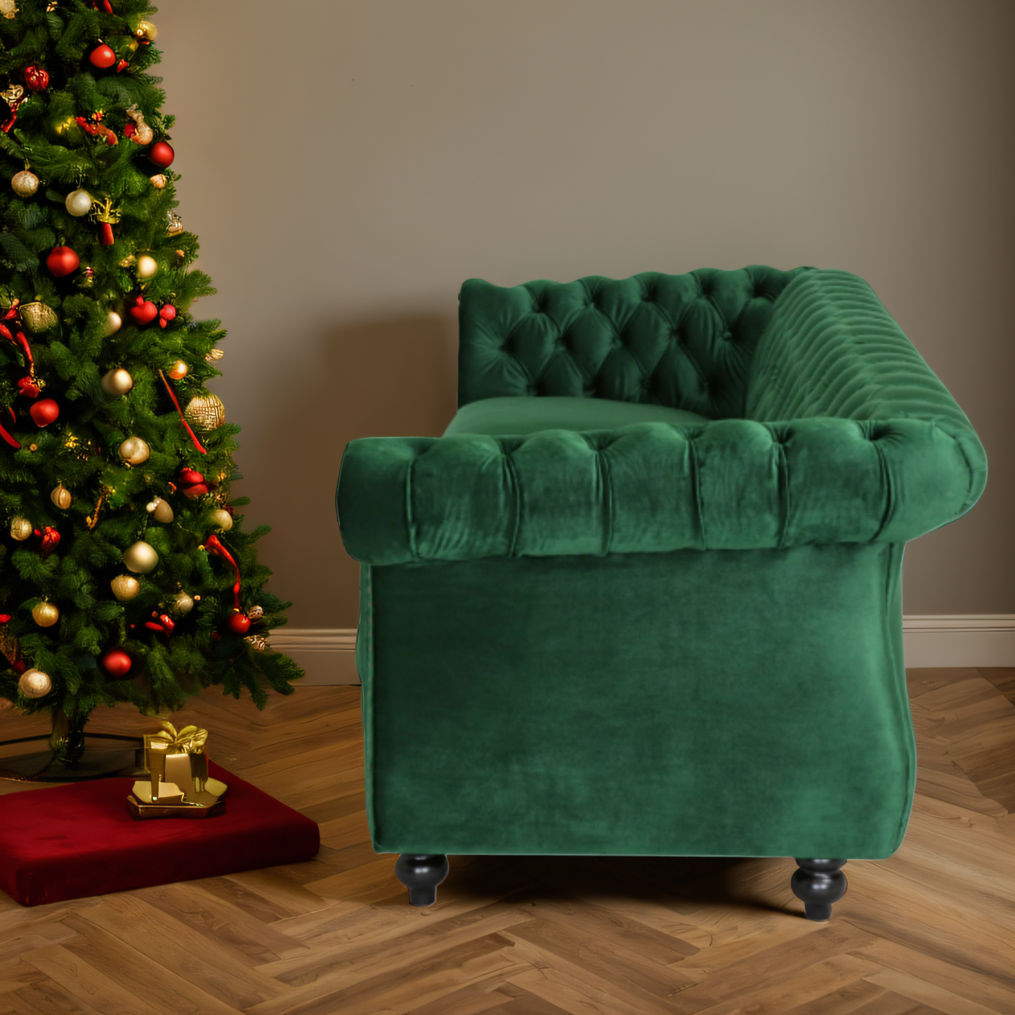 Durable 3-Seater Emerald Velvet Sofa, Combining Luxurious Comfort with Christmas Design, Perfect for Elegant Living Spaces, Featuring Plush Upholstery for Relaxation and a Touch of Sophisticated Style