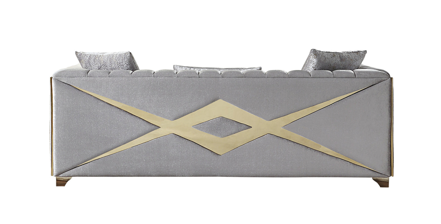 Velencia Modern Style Sofa made with wood in Silver