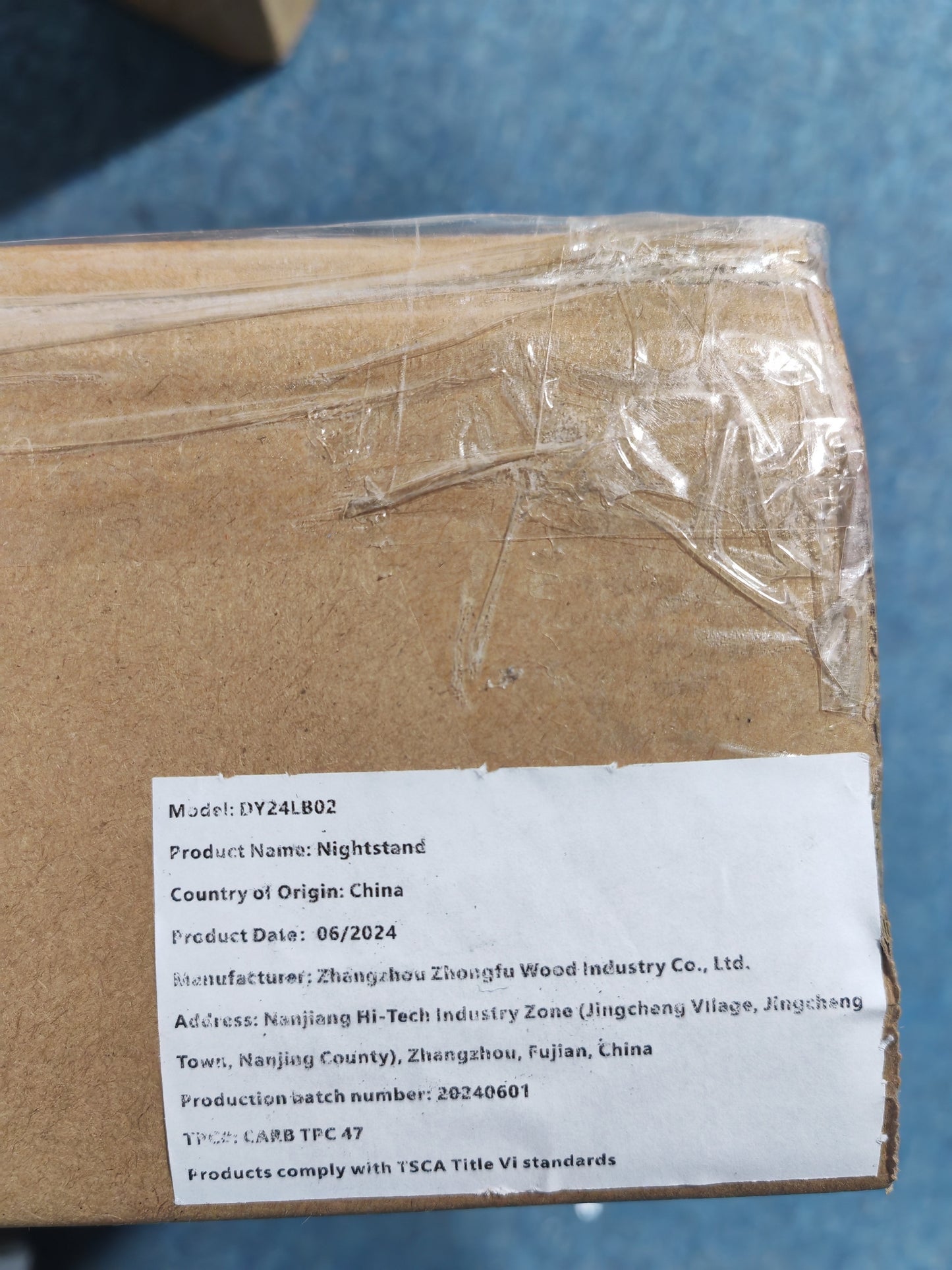 22.83'' H Rattan Nightstand, Side Table with Door Open Shelf,  Accent Bedside End Table with Solid Wood Legs for Bedroom, Dorm and Small Spaces, Oak