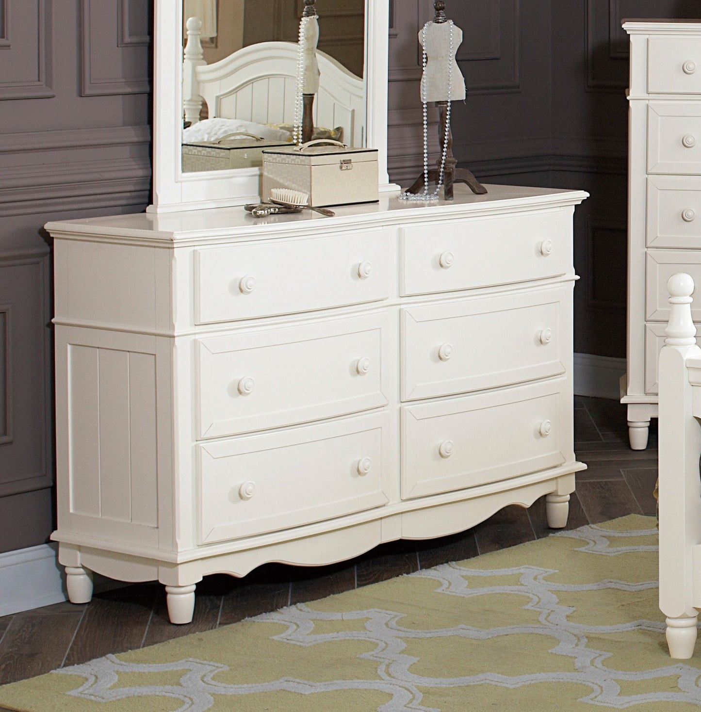 Classic Traditional White Finish 6 Drawers Dresser 1pc Decorative Accents Wooden Bedroom Furniture Turned Feet