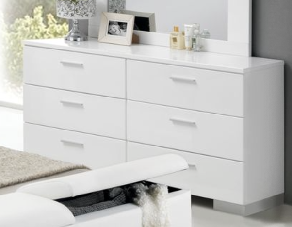 Lorimar White & Chrome Leg Finish Dresser