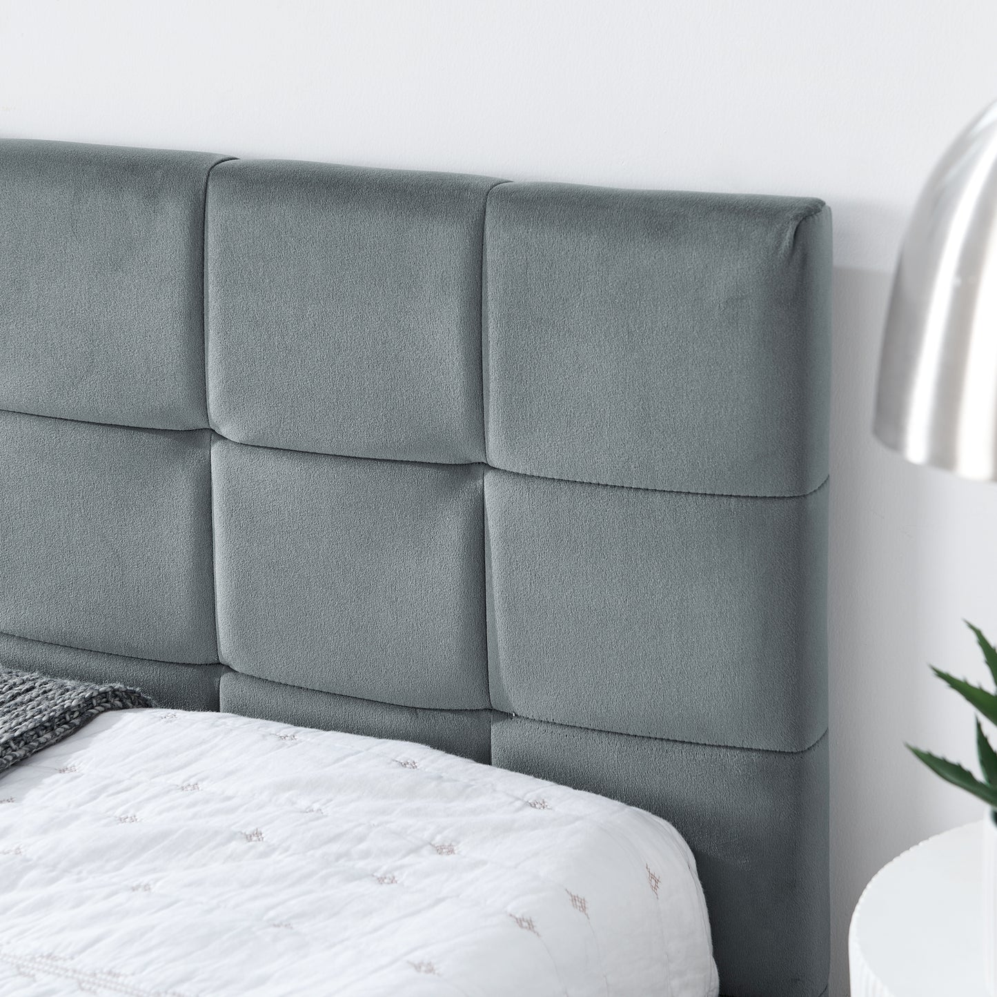 Queen Size Upholstered Tufted Bed Frame, Sofa Bed Frame with Comfortable Backrest and Armrests, Queen Size Bed for Bedroom, Living Room,Velvet, GREY(85.5''*64.5''*30.5'')