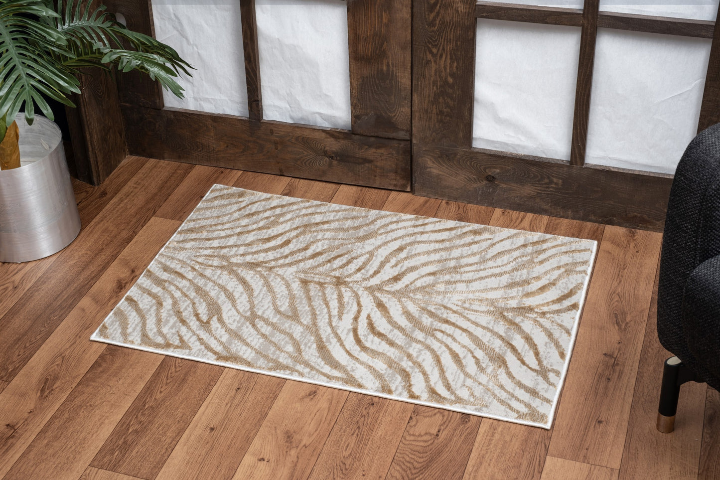 Elegance GC_CNC6007 Gold 5 ft. 3 in. x 7 ft. 3 in. Area Rug