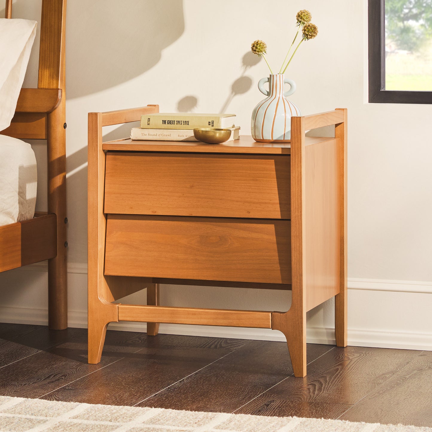 Scandi Angle Face Solid Wood Nightstand – Caramel