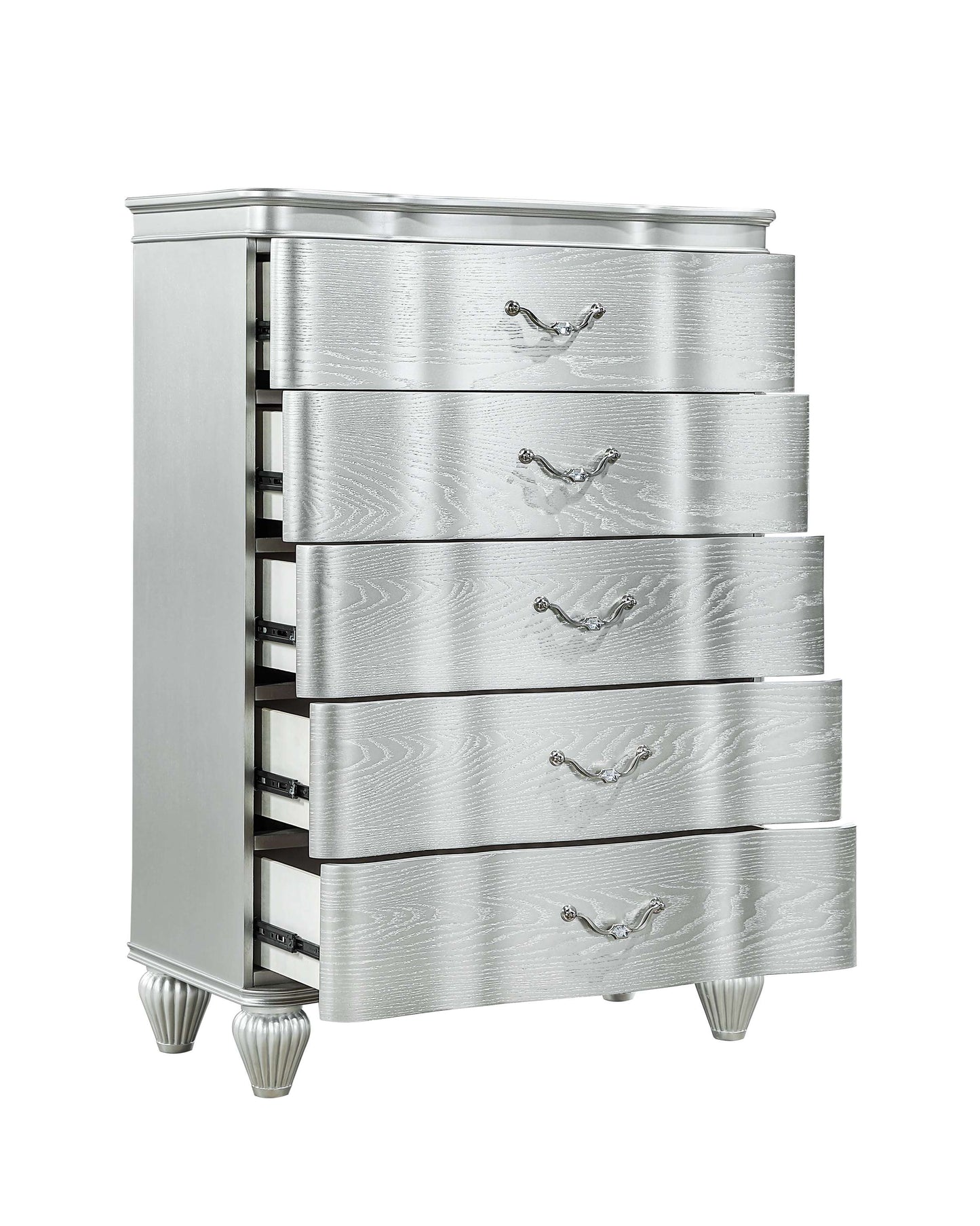 Landmark Traditional Style 5-Drawer Chest With metal drawer pulls Made with Wood in Silver