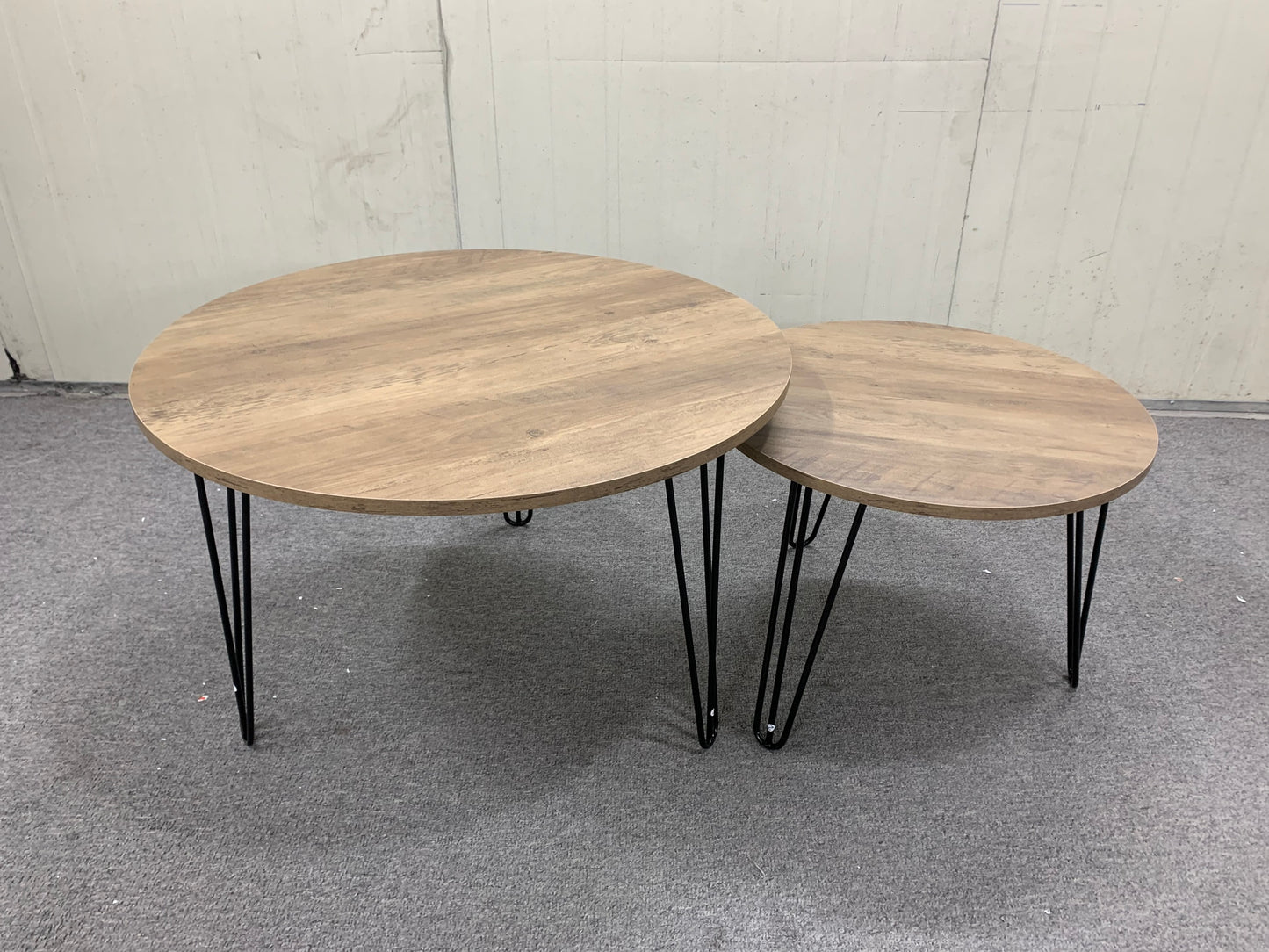 27.56'' Round Nesting Coffee Table Set of 2, Circular Nesting End Table Set, Round Wooden Tabletop, and Sturdy Metal Base for Living Room, bedroom, Brown