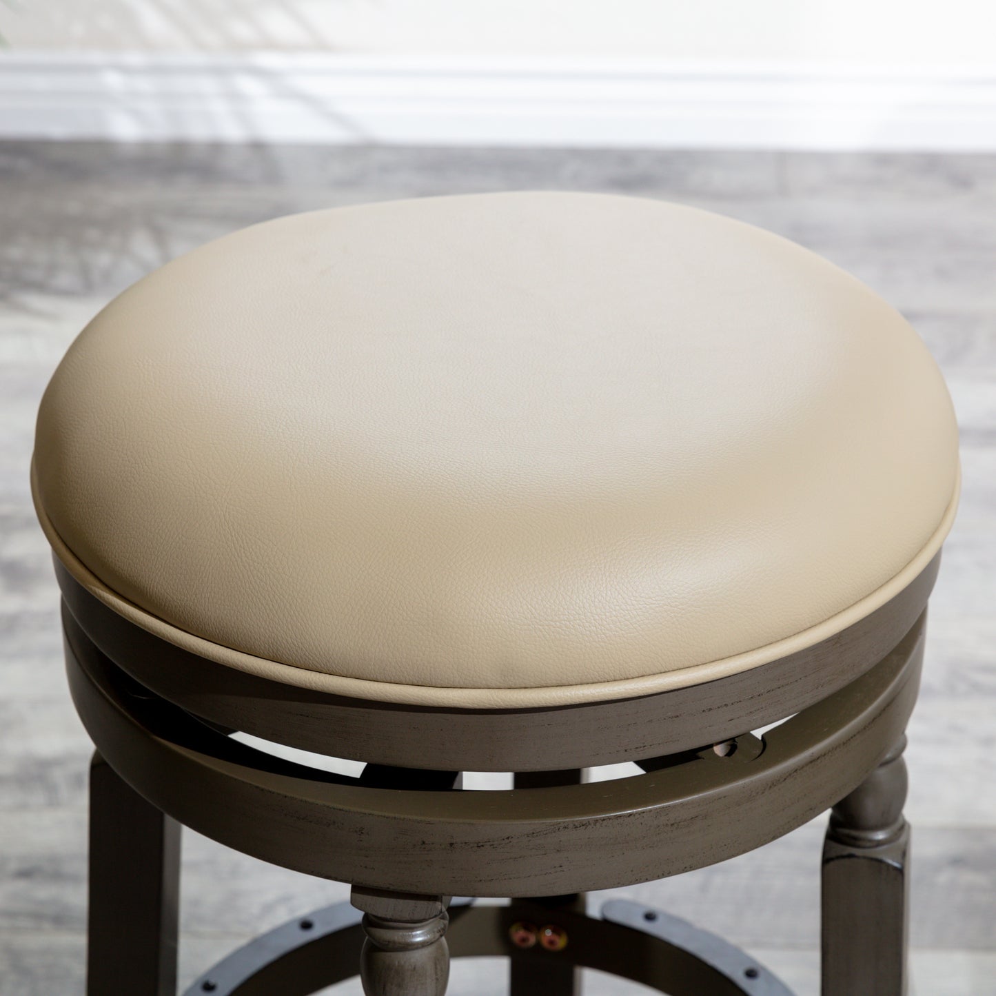 30" Bar Stool, Weathered Gray Finish, French Gray Leather Seat