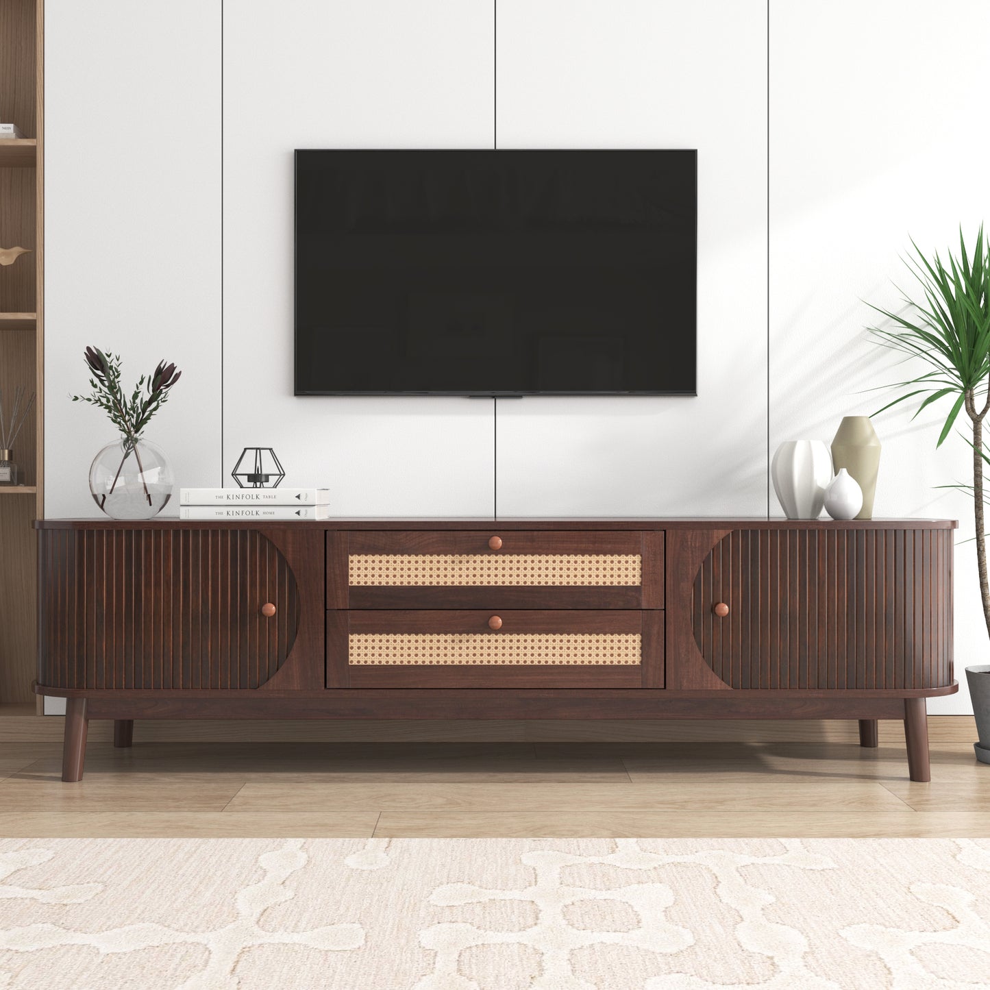 Rattan TV Stand for TVs up to 75'', Modern Farmhouse Media Console, Entertainment Center with Solid Wood Legs, TV Cabinet for Living Room,Home Theatre