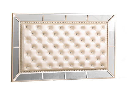 Stylish Contemporary King Bed In Pearl Finish