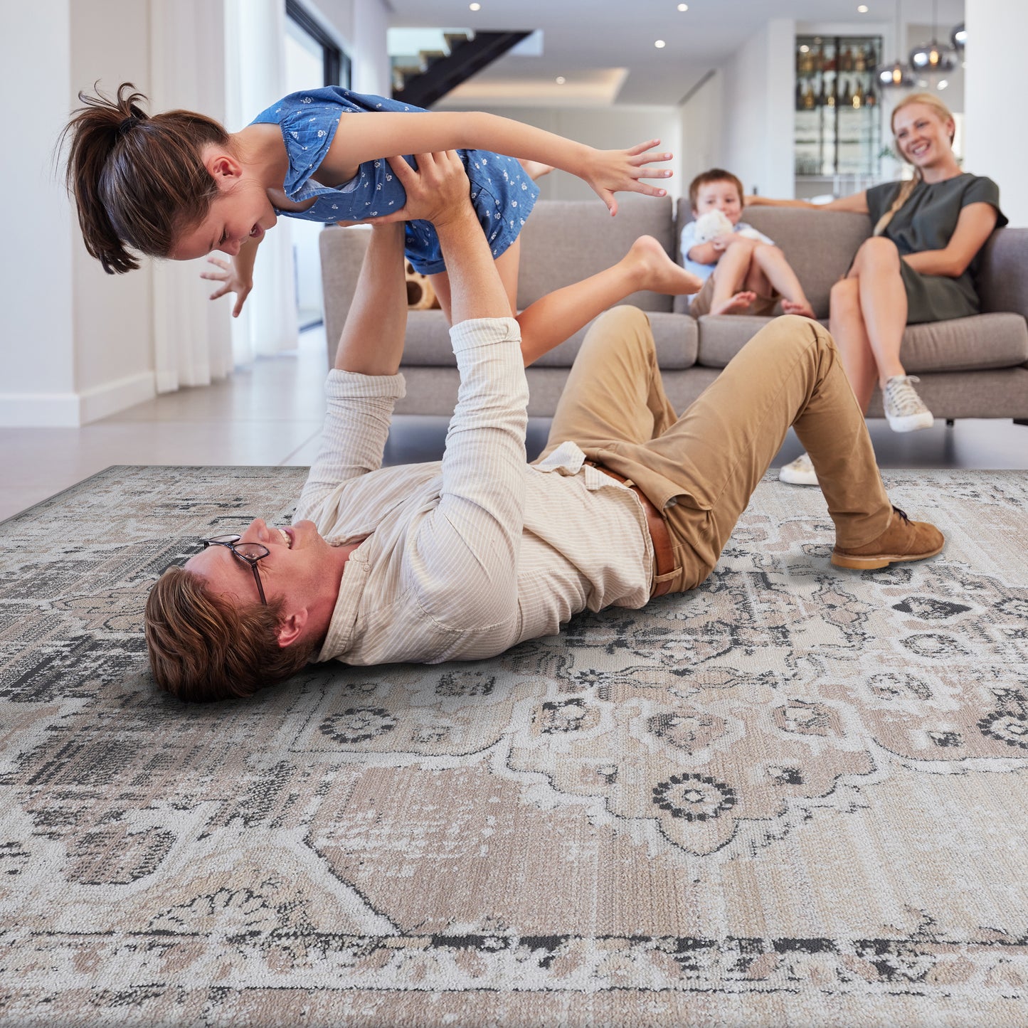 5X7 Cream/Beige /Medallion Non-Shedding Living Room Bedroom Dining Home Office Stylish and Stain Resistant Area Rug