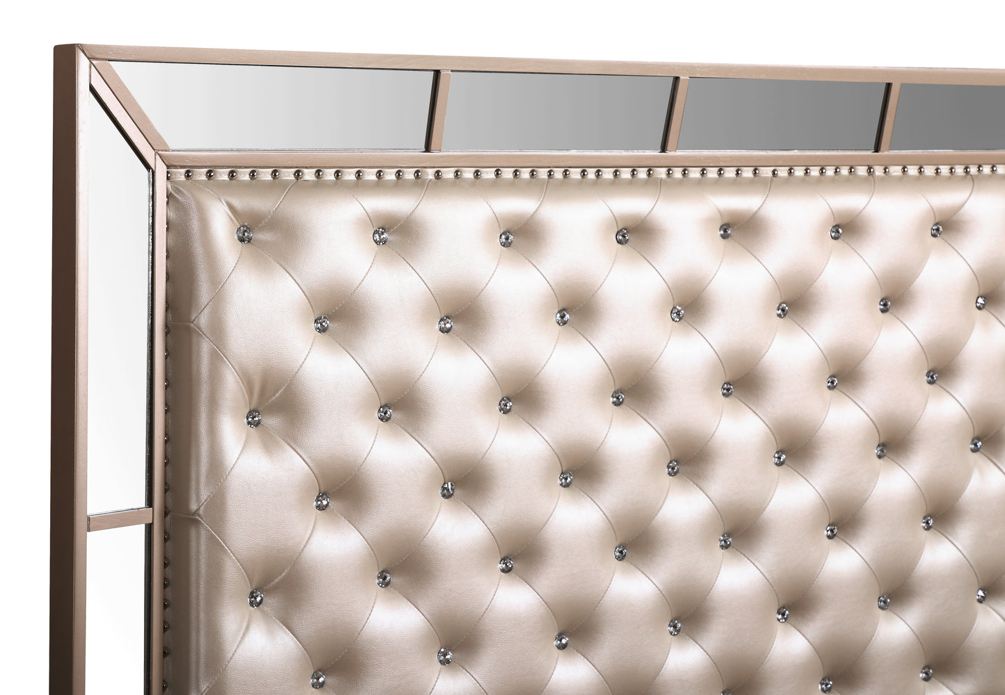 Stylish Contemporary King Bed In Pearl Finish