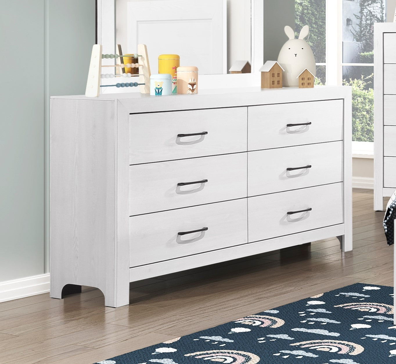 Modern White Finish 1pc Dresser of 6x Drawers Black Hardware Wooden Bedroom Furniture