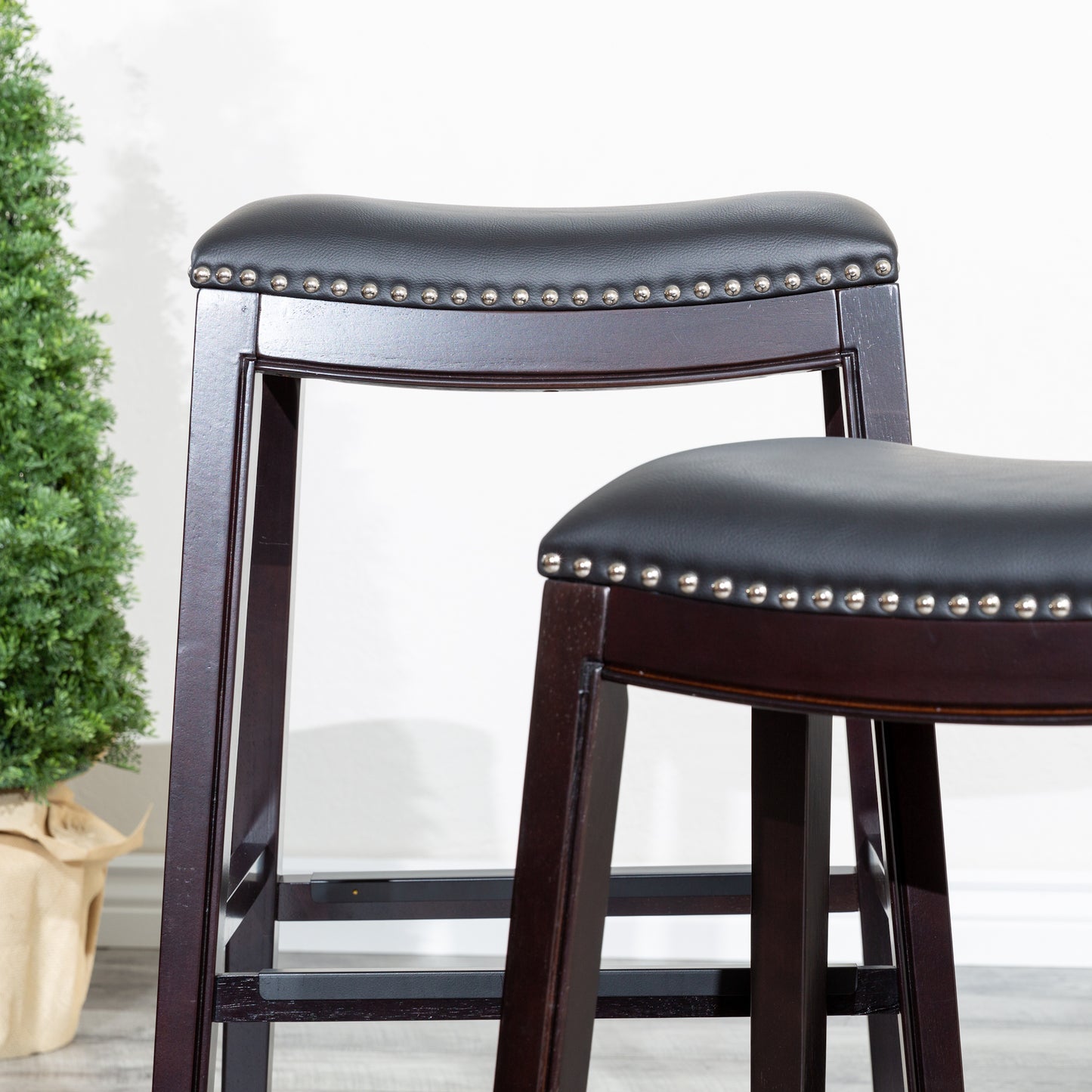 24" Counter Stool, Espresso Finish, Black Leather Seat