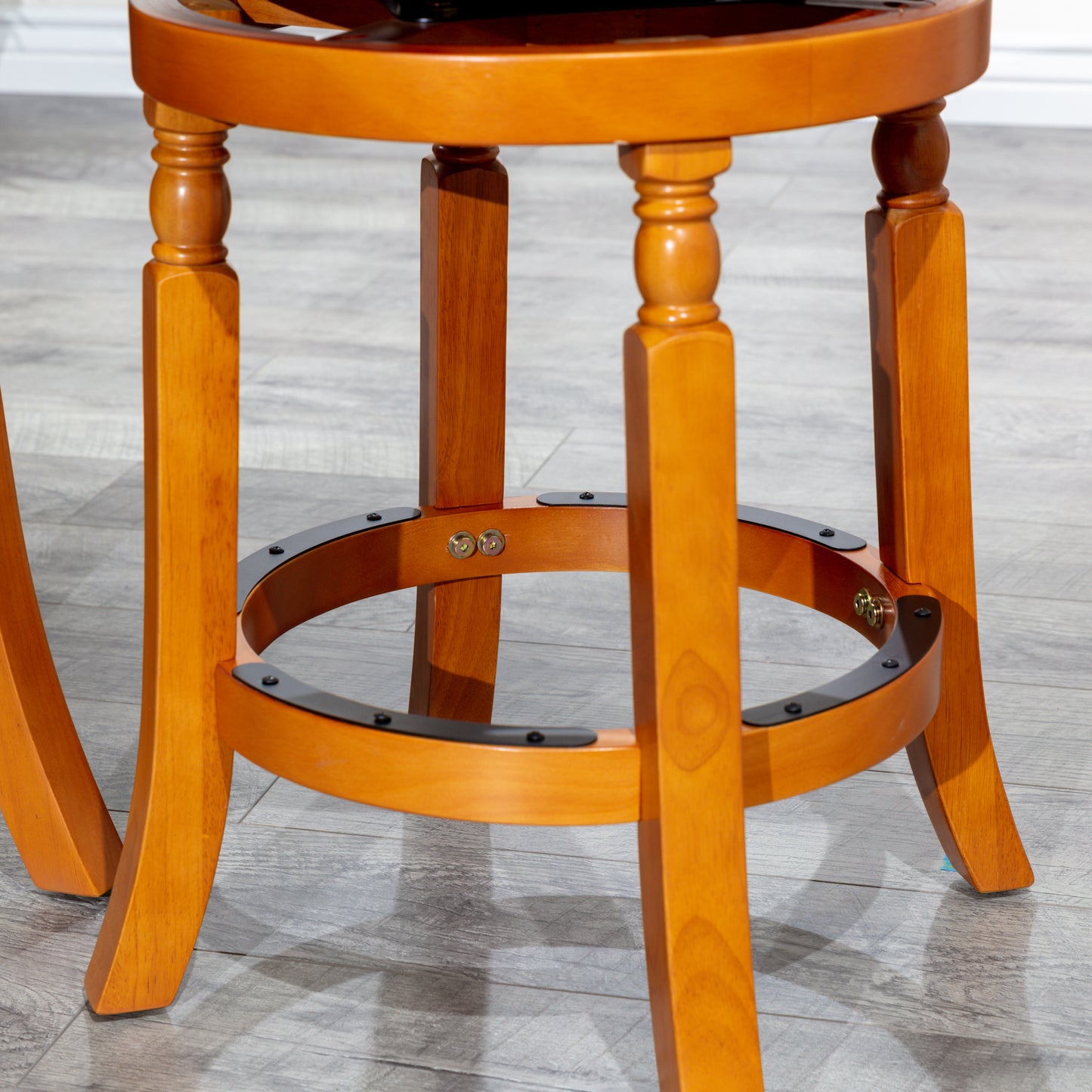 30" Bar Stool, Natural Finish, Saddle Leather Seat