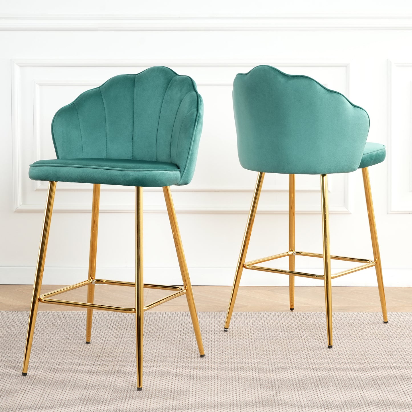 Shell shape green velvet bar chair, gold-plated metal chair legs, suitable for coffee shop, bar, restaurant (set of 2)