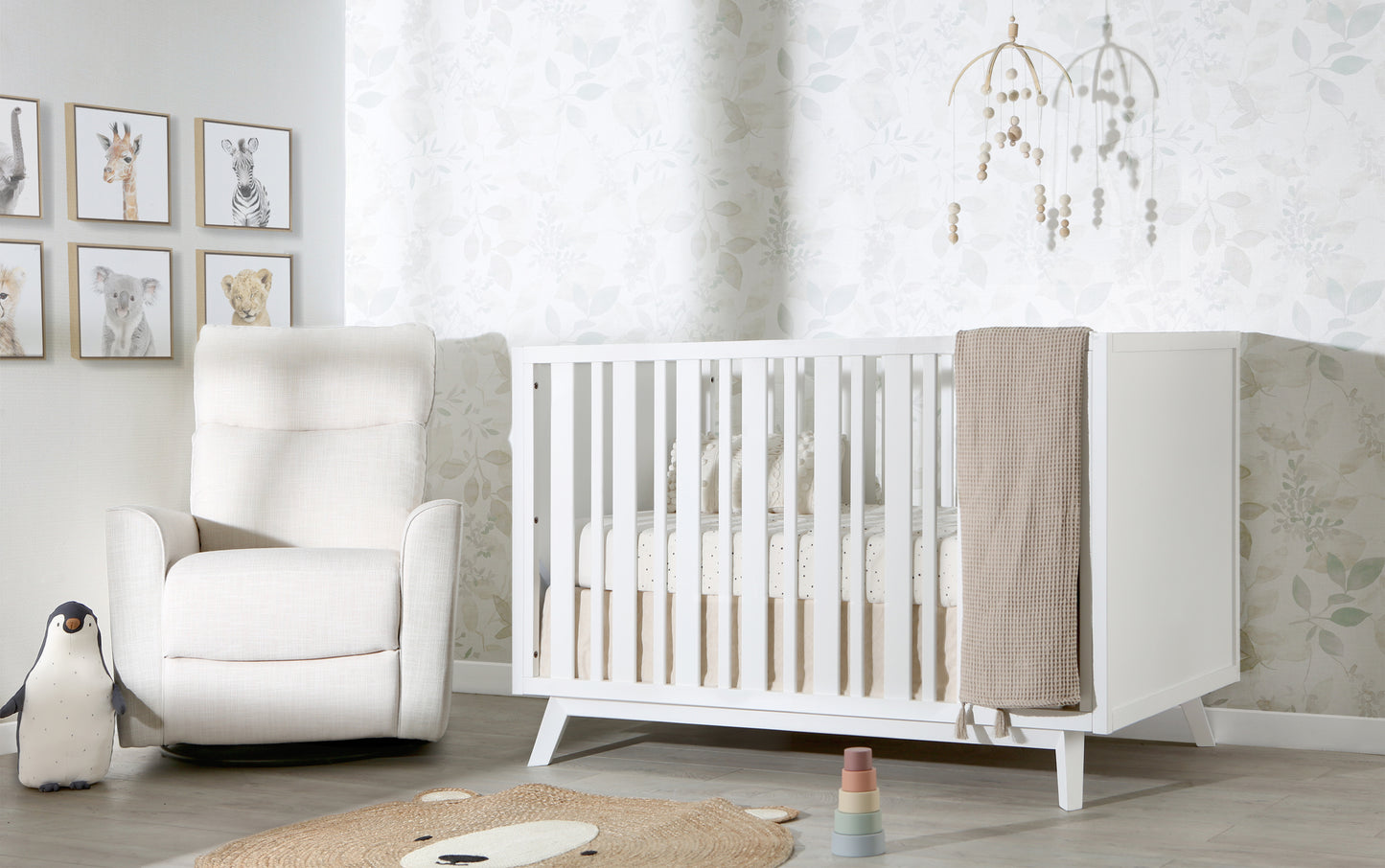 Prague Convertible Crib in White