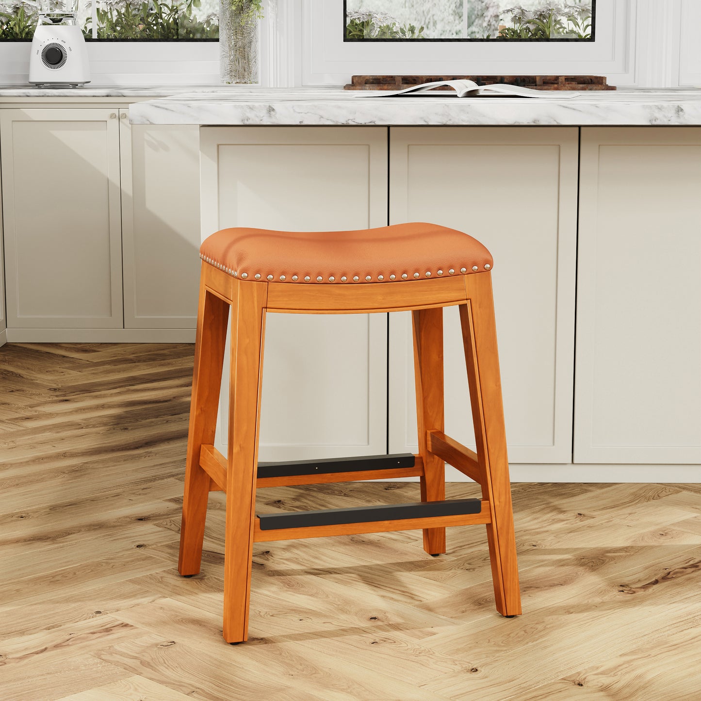 24" Counter Stool, Natural Finish, Saddle Leather Seat