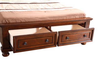 Traditional Cherry Queen Bed For Cozy Spaces