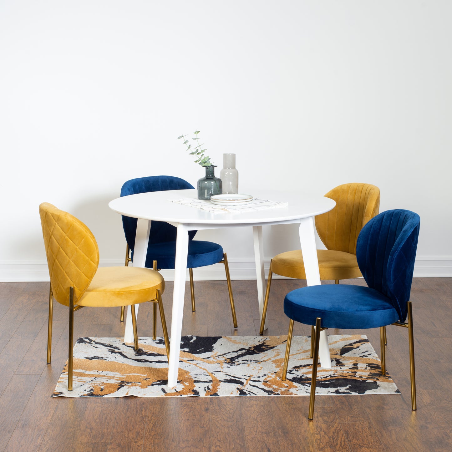 Amoa Contemporary 5-Piece Dining Set, White Round Dining Table with 4 Chairs